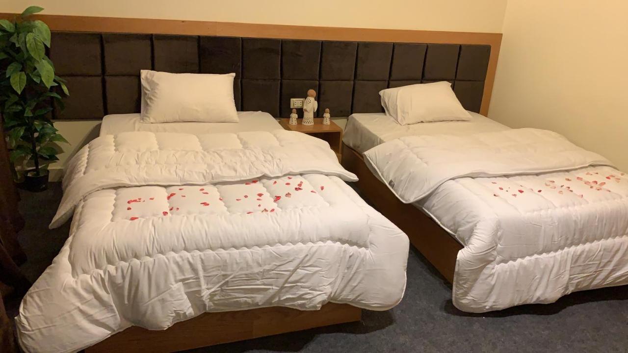 Draz Pyramids View Bed & Breakfast Kafrat al Jabal Exterior photo