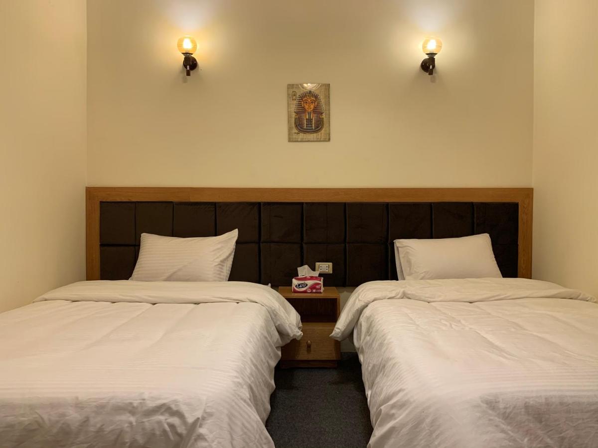 Draz Pyramids View Bed & Breakfast Kafrat al Jabal Exterior photo