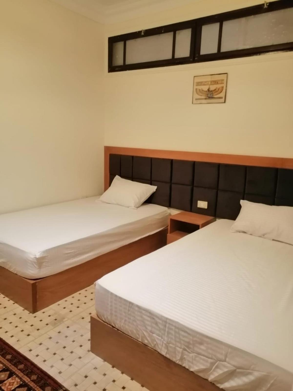 Draz Pyramids View Bed & Breakfast Kafrat al Jabal Exterior photo
